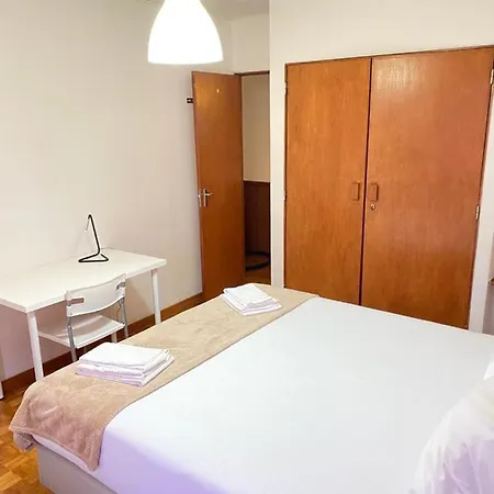 Duplex Proximo Do Aeroporto 아파트 리스본